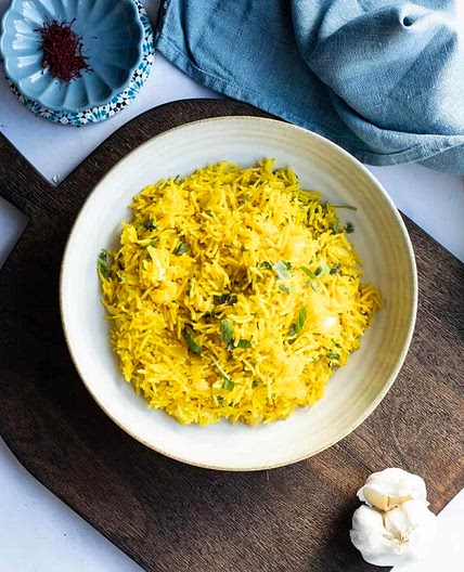 Spanish Saffron Rice (Arroz al Azafrán)