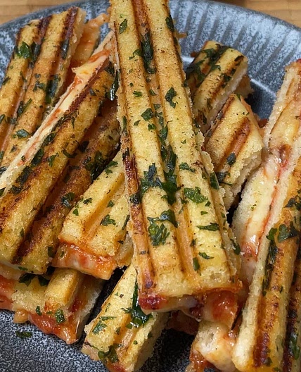 Garlic Pizza Straws 