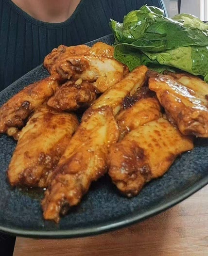 Low and Slow Gebakken Chicken Wings met Sla 🤗