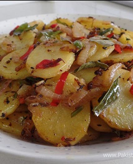 Karahi Potatoes Recipe by Shireen Anwar