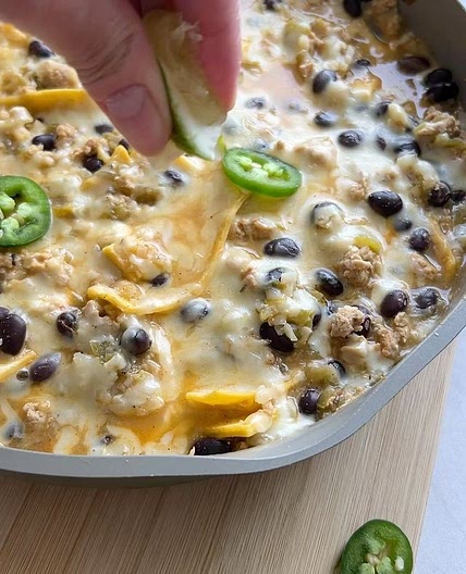 SALSA VERDE CHICKEN ENCHILADA SKILLET 