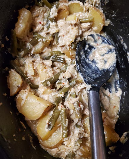 Crockpot parmesean chicken potatoes