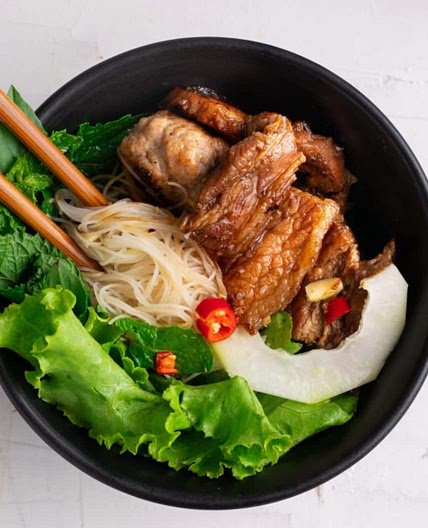 Vietnamese Pork Bun Chao