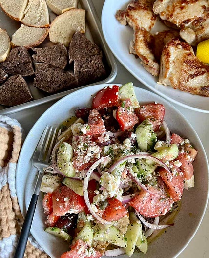 Dakos Salata