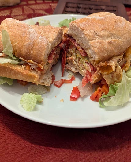 PLT (Pepperoni / Lettuce / Tomato)