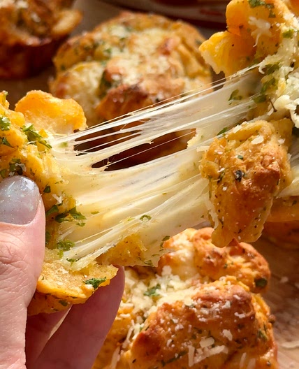 Spicy Garlic Bubble Bread
