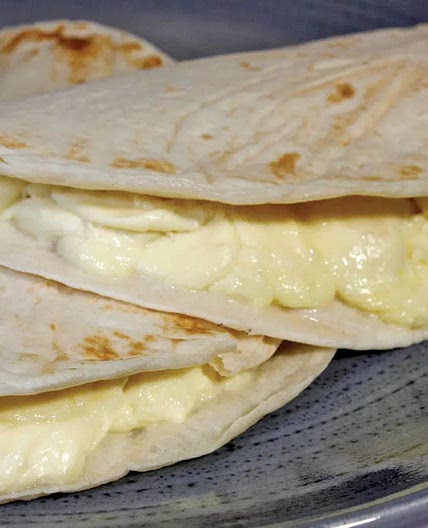 Quesadillas de maiz con puro queso