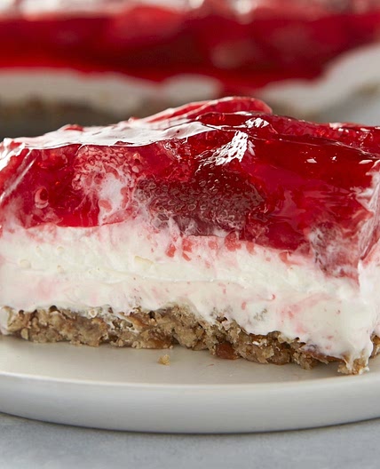 Strawberry-Pretzel Salad