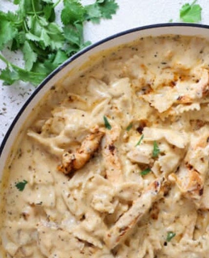Garlic chicken Parmesan pasta 
