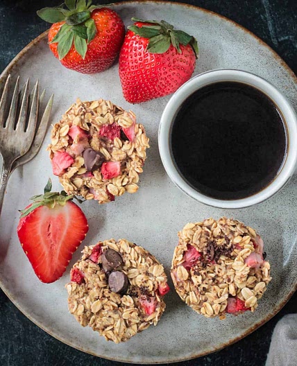 Strawberry Baked Oatmeal Muffins