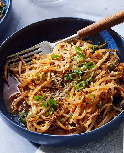 Kongnamool (Korean Soybean Sprouts)