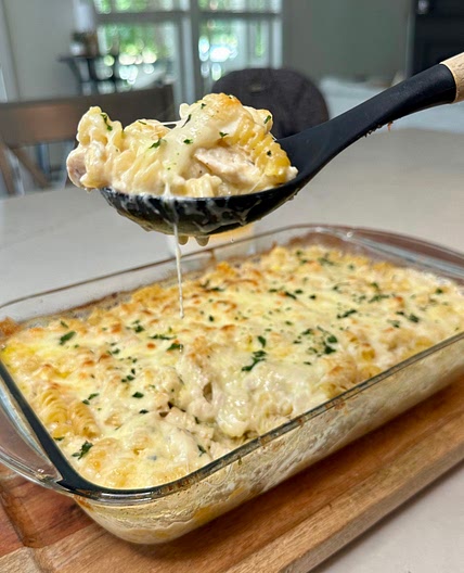 Garlic Parm Chicken Pasta