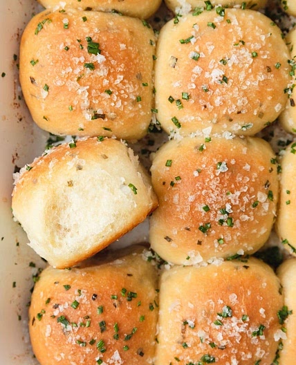 Sourdough Sour Cream & Chive Rolls