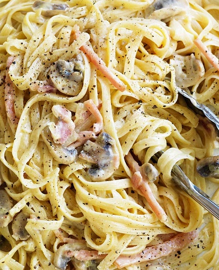 Creamy bacon carbonara recipe