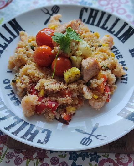 Baked fish with chorizo & prawn quinia