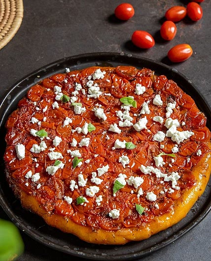 Tarte Tatin tomates cerises &amp; oignon confit