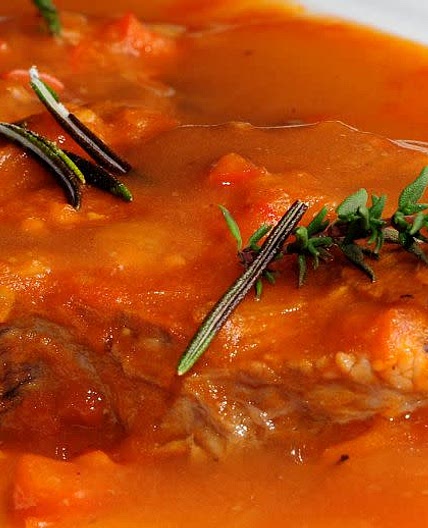 Lengua estofada