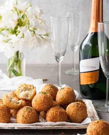 Cheesy Italian Arancini Rice Balls