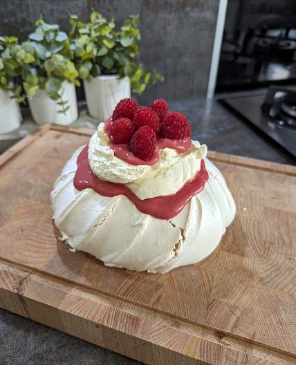 Raspberry Pavlova