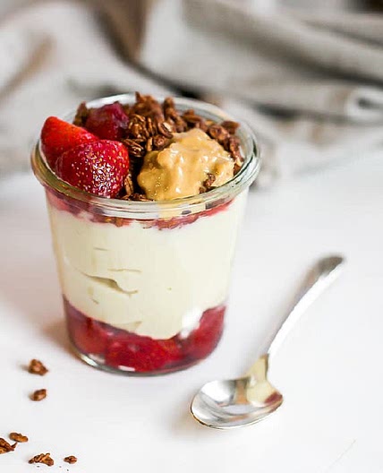Vanilla Protein Yogurt Parfait