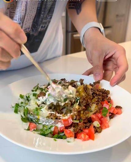 Ground beef loaded baked potatoes 