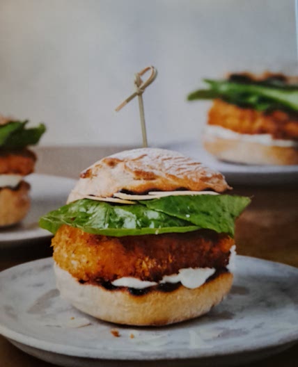 Chicken caesar burgers SE AF P32