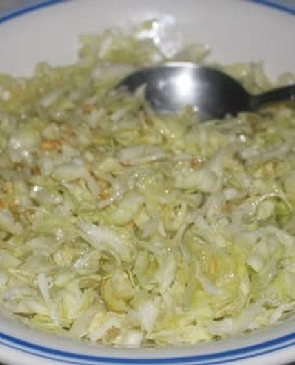 Ensalada de col de mi madre