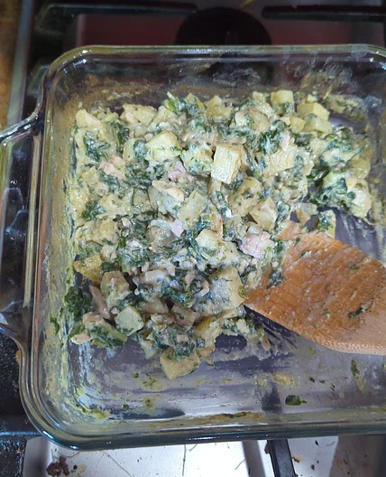 Spinach, kale, and chicken dip casserole