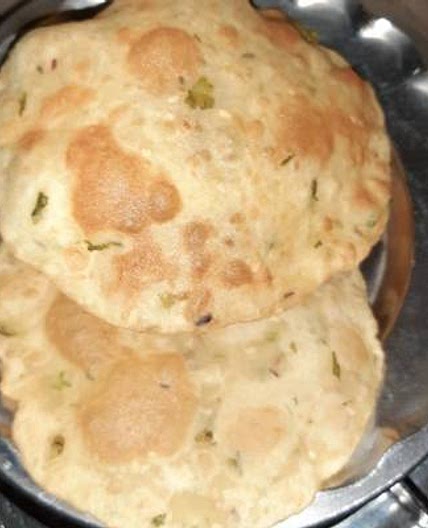 मसाला भटूरे (Masala Bhature recipe in hindi)