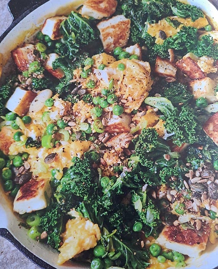 Green eggs with halloumi