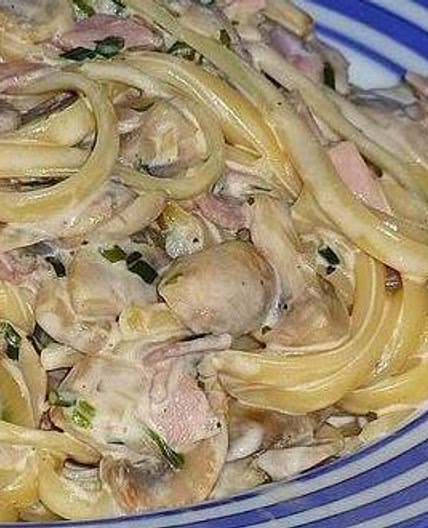 Cremige Spaghetti mit Champignons