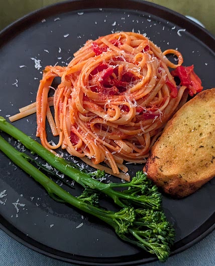 Garlic and chilli linguine