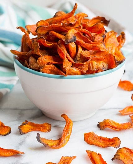 Healthy Baked Carrot Chips