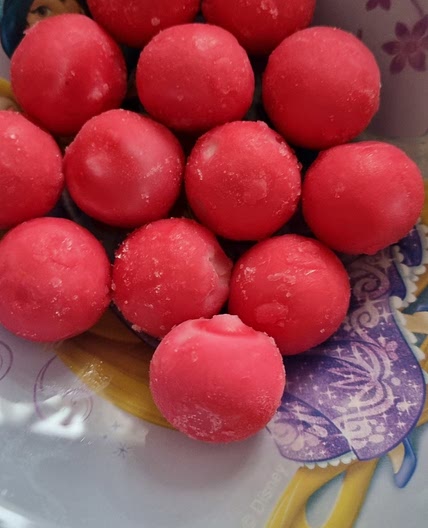 Ice cream balls😋