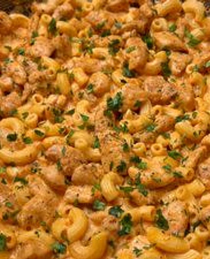 Creamy Chicken Mac and Cheese