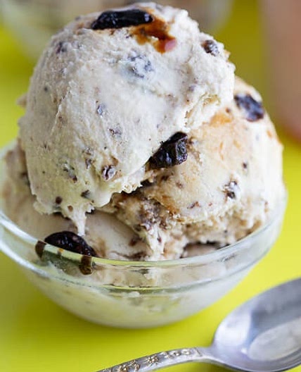 Rum and raisin ice cream