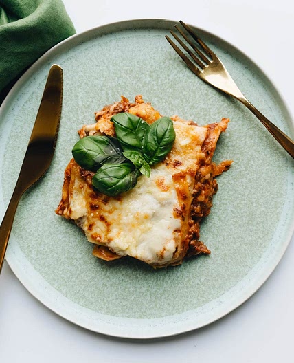 Easy Lasagna Recipe - Classic Lasagna - Baked Lasagna | Ronzoni®