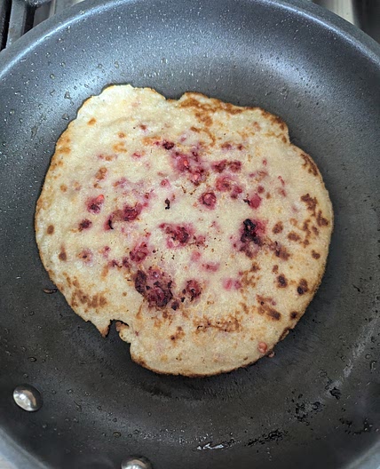 Flax and raspberry pancakes