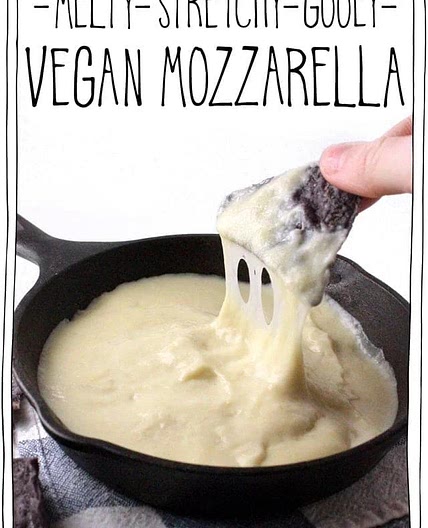 MELTY STRETCHY GOOEY VEGAN MOZZARELLA