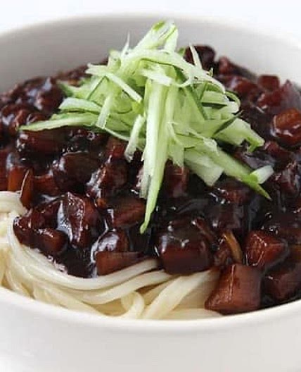Jjajangmyeon 