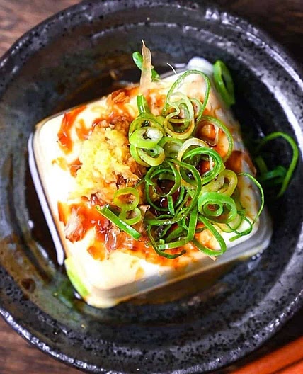 Hiyayakko Japanese Cold Tofu (with 15 Topping Ideas)