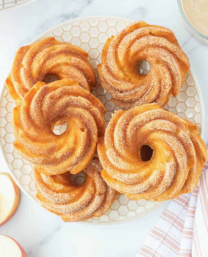 Small Batch Apple Cinnamon Mini Bundt Cakes