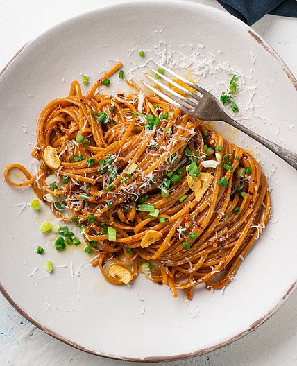 Spicy Garlic Butter Linguini | Marion's Kitchen