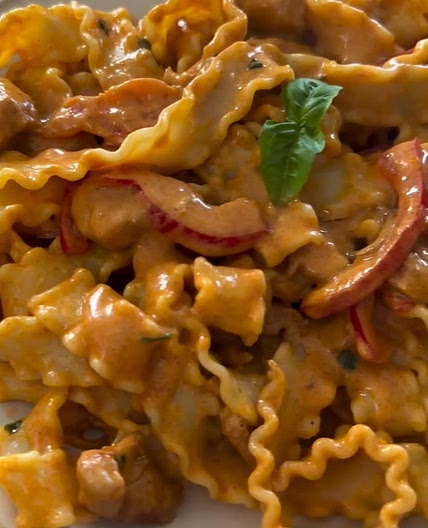 Paprika chicken noodles 