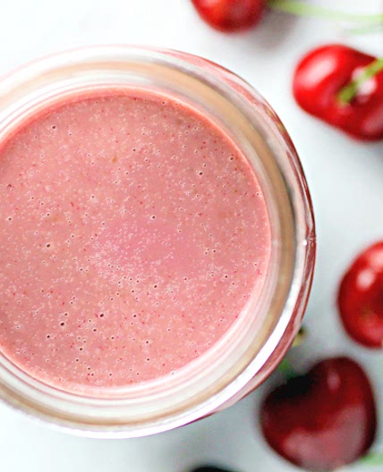 Anti-inflammatory Beet & Cherry Smoothie