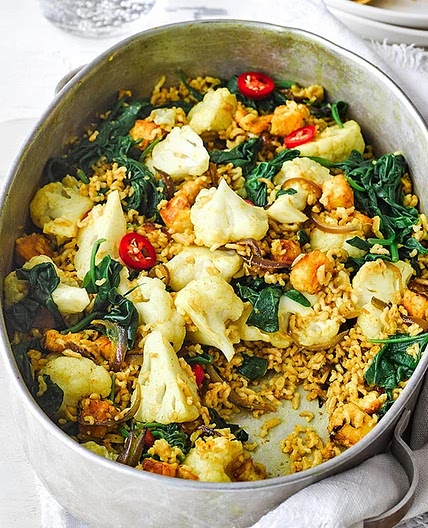 Spicy cauliflower & halloumi rice