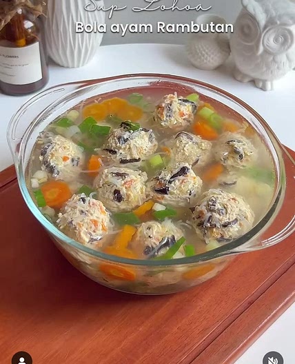 Sup Bola Ayam Rambutan