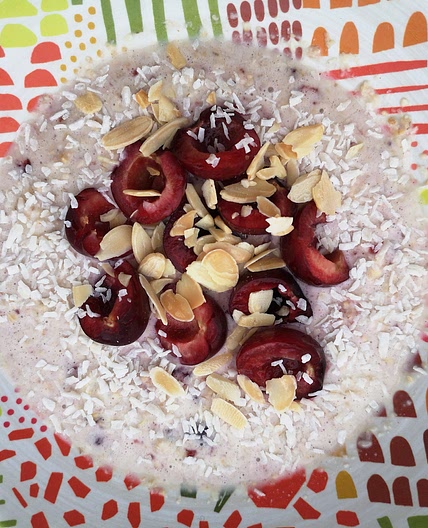 Bakewell Tart Overnight Oats