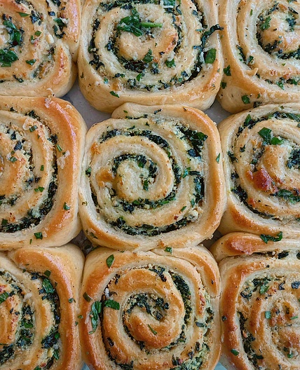 Garlic Spinach & Cheese Rolls
