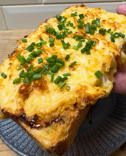 5 Cheese Toast